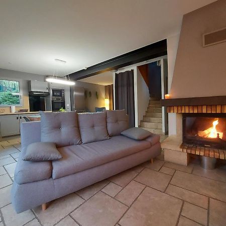 Entre Lac Et Montagne, Chaleureuse Maison 3 Pieces Avec Tres Belle Vue Lac D'Annecy. Terrasse, Jardin, Parking, Cheminee, Barbecue …. Saint-Jorioz Exterior foto
