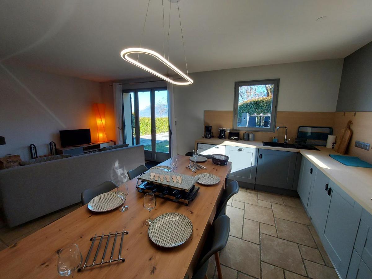 Entre Lac Et Montagne, Chaleureuse Maison 3 Pieces Avec Tres Belle Vue Lac D'Annecy. Terrasse, Jardin, Parking, Cheminee, Barbecue …. Saint-Jorioz Exterior foto
