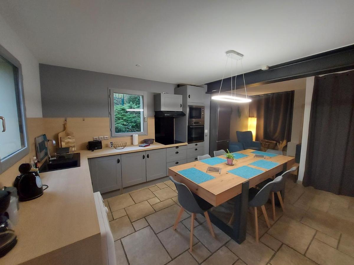 Entre Lac Et Montagne, Chaleureuse Maison 3 Pieces Avec Tres Belle Vue Lac D'Annecy. Terrasse, Jardin, Parking, Cheminee, Barbecue …. Saint-Jorioz Exterior foto