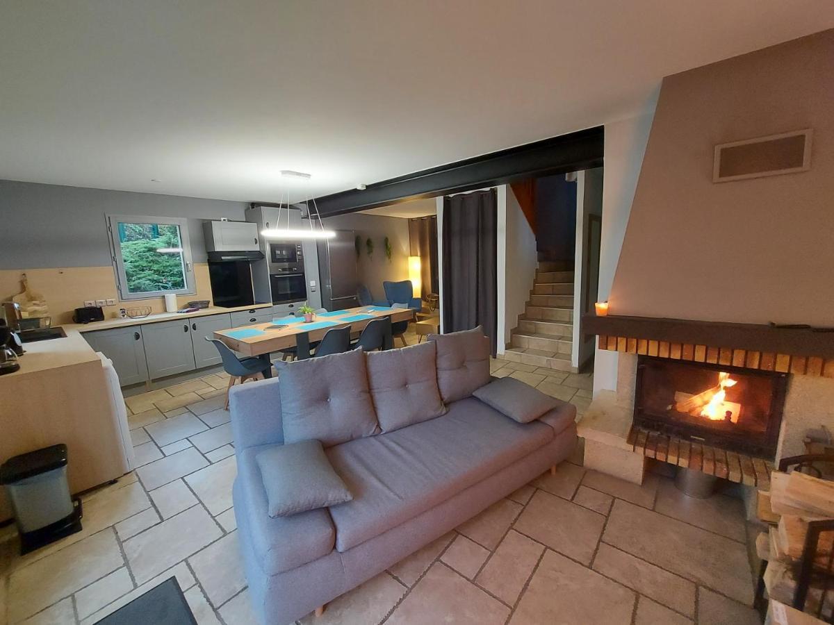 Entre Lac Et Montagne, Chaleureuse Maison 3 Pieces Avec Tres Belle Vue Lac D'Annecy. Terrasse, Jardin, Parking, Cheminee, Barbecue …. Saint-Jorioz Exterior foto